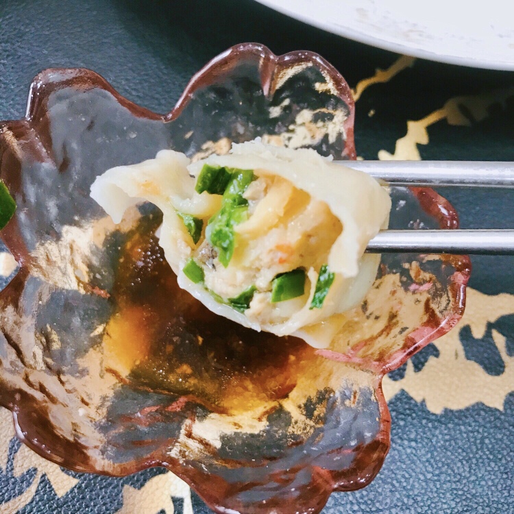 鲍鱼鲜虾饺子的做法