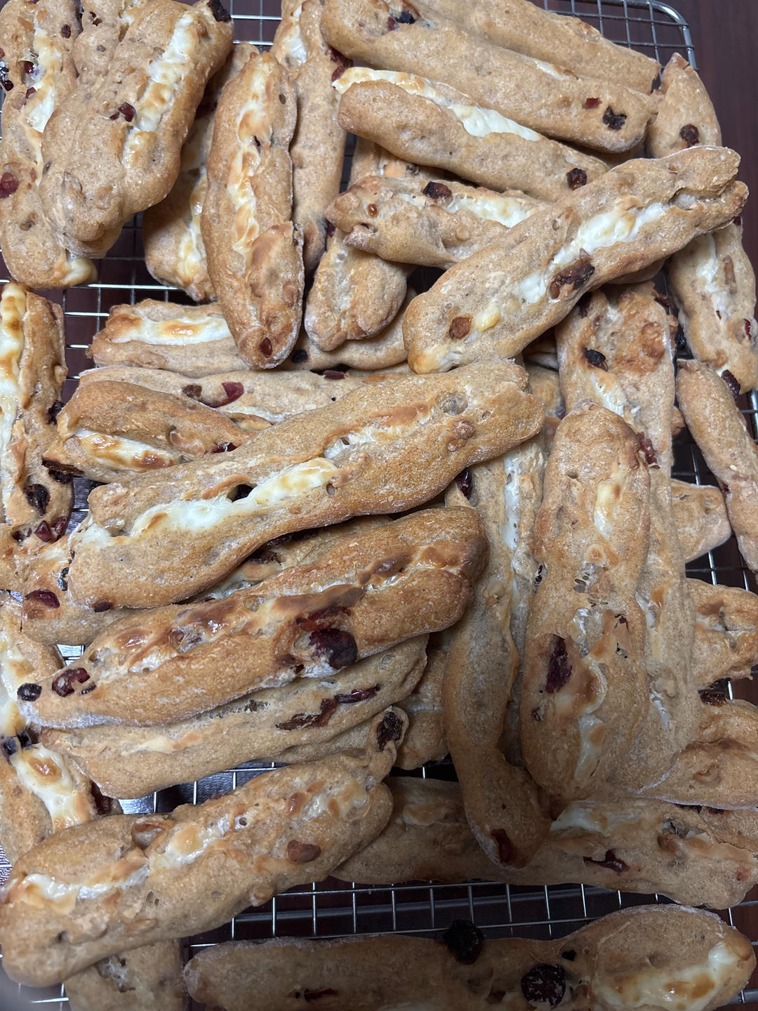 像一根树枝的面包，网红店招牌全麦坚果棒！