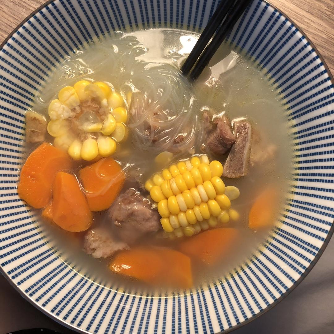 厨师长教你：“玉米排骨汤”的家常做法，营养又美味，先收藏了
