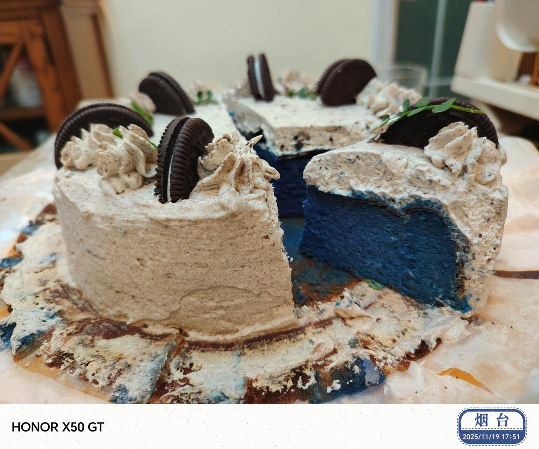 海盐奥利奥巴斯克蛋糕🌃星空蓝配色，高级感拉满，一眼心动～