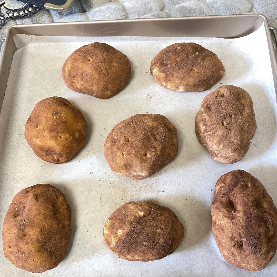 《Tinrry+》仿真土豆面包