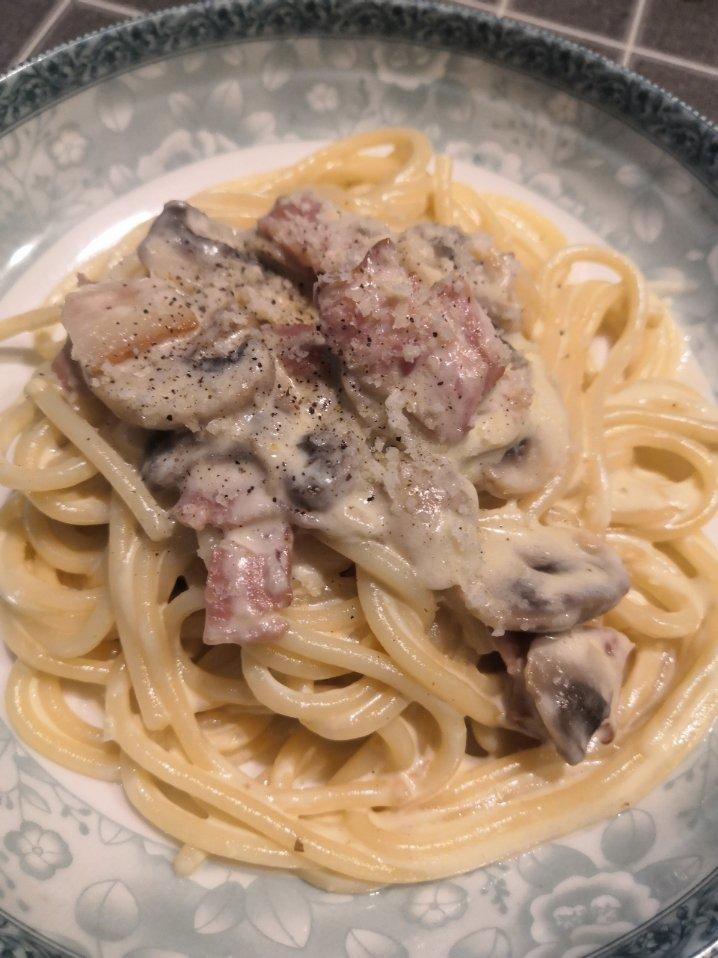 奶油蘑菇意大利面