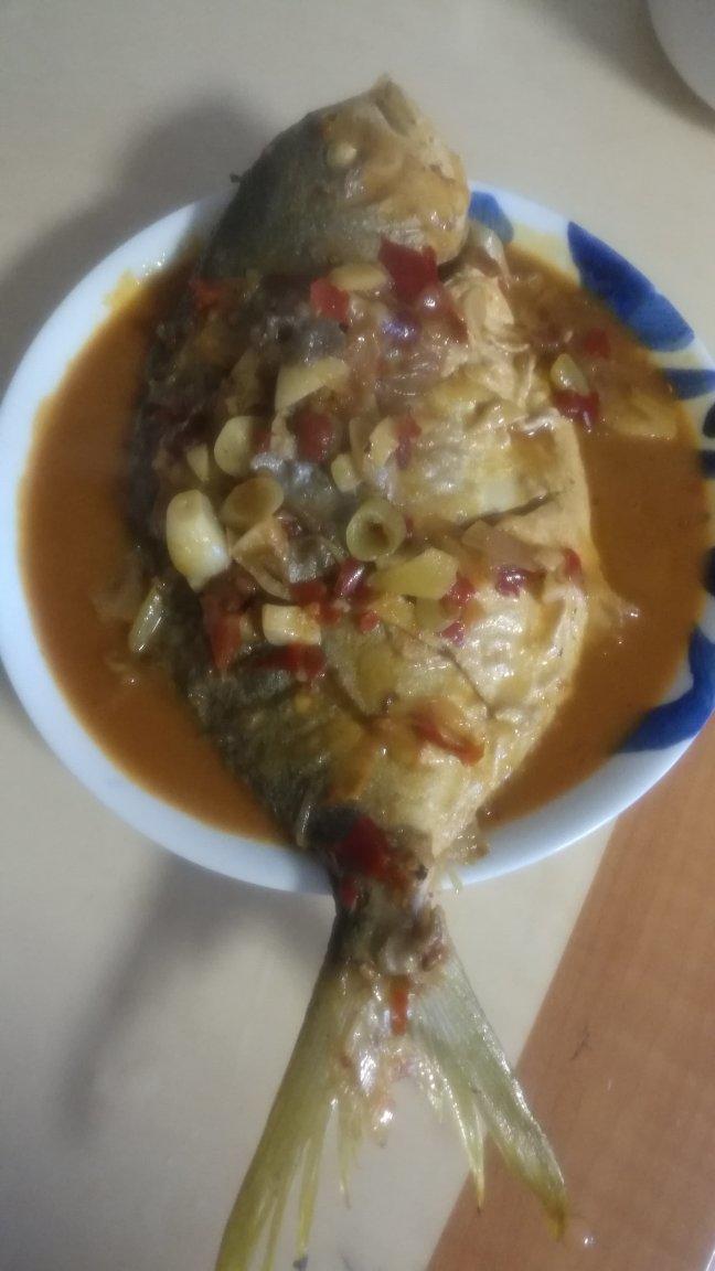 红烧金鲳鱼