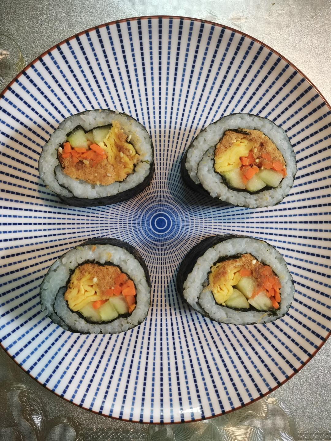 高颜值的紫菜包饭