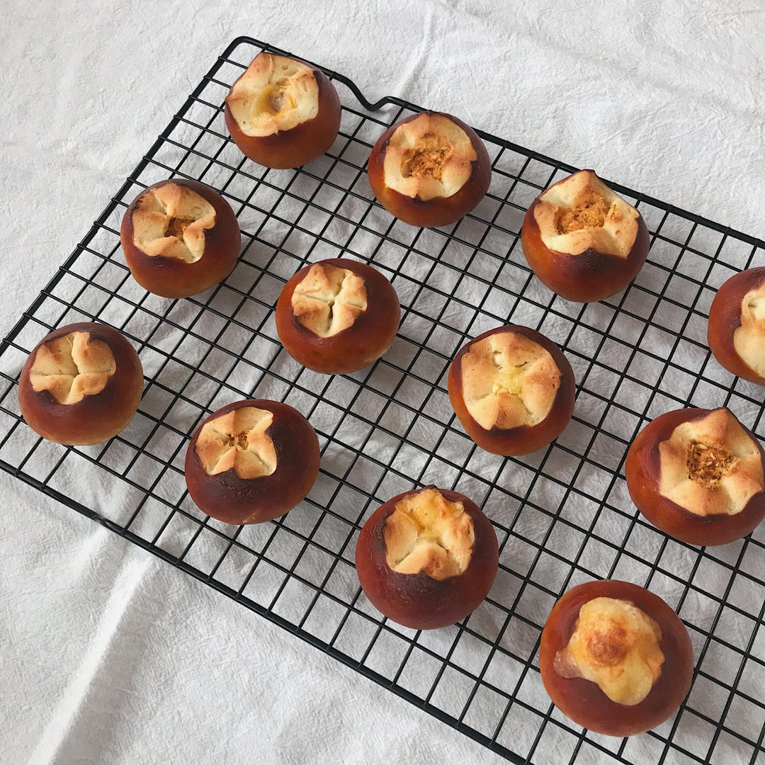 #烤100个面包# 🍞010 明星店的「碱水小丸子&小肉丸」