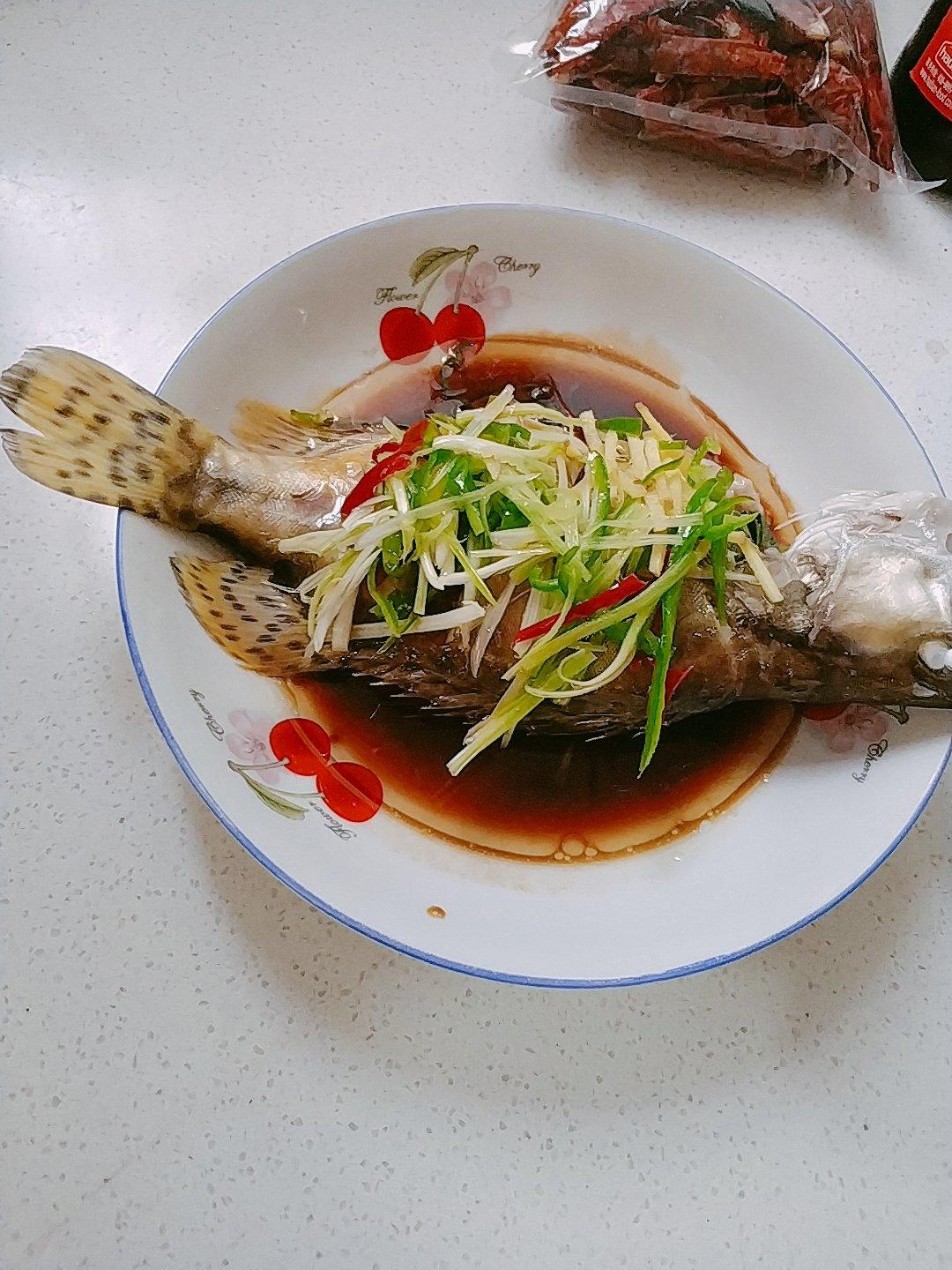 小亲斤口牙做的清蒸桂鱼