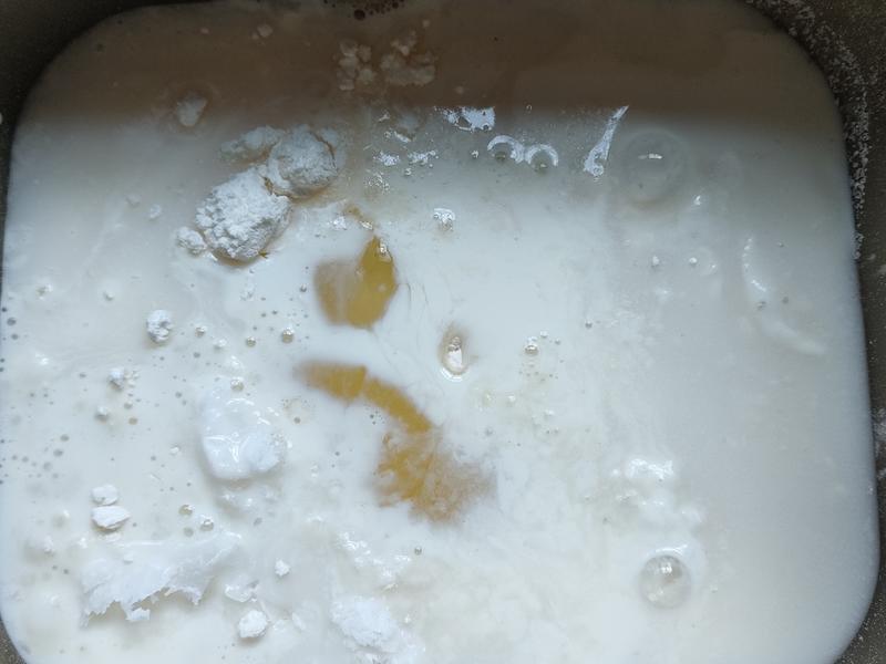 纯奶手撕吐司的做法 步骤1