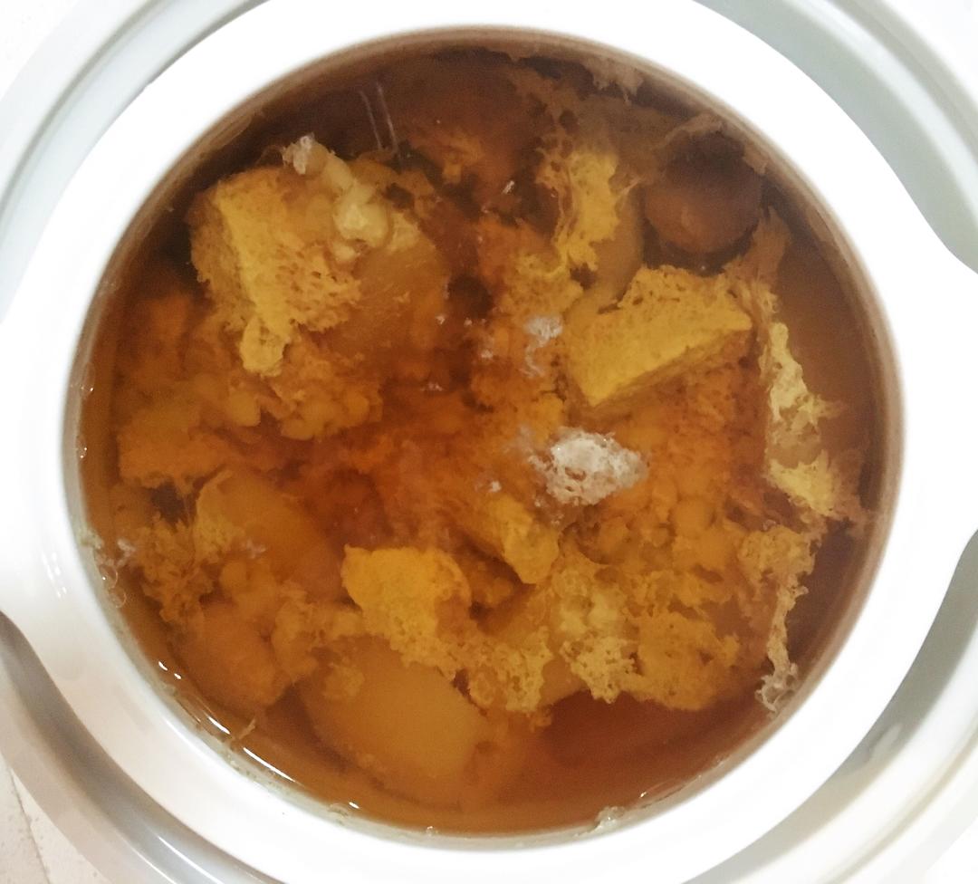 雪梨无花果川贝炖瘦肉