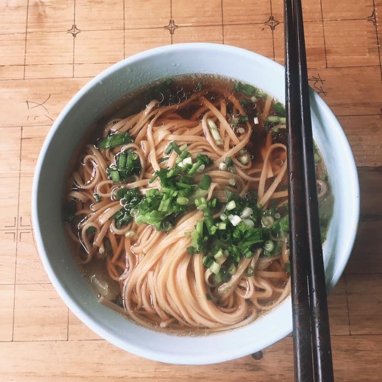 最美不过那碗阳春面