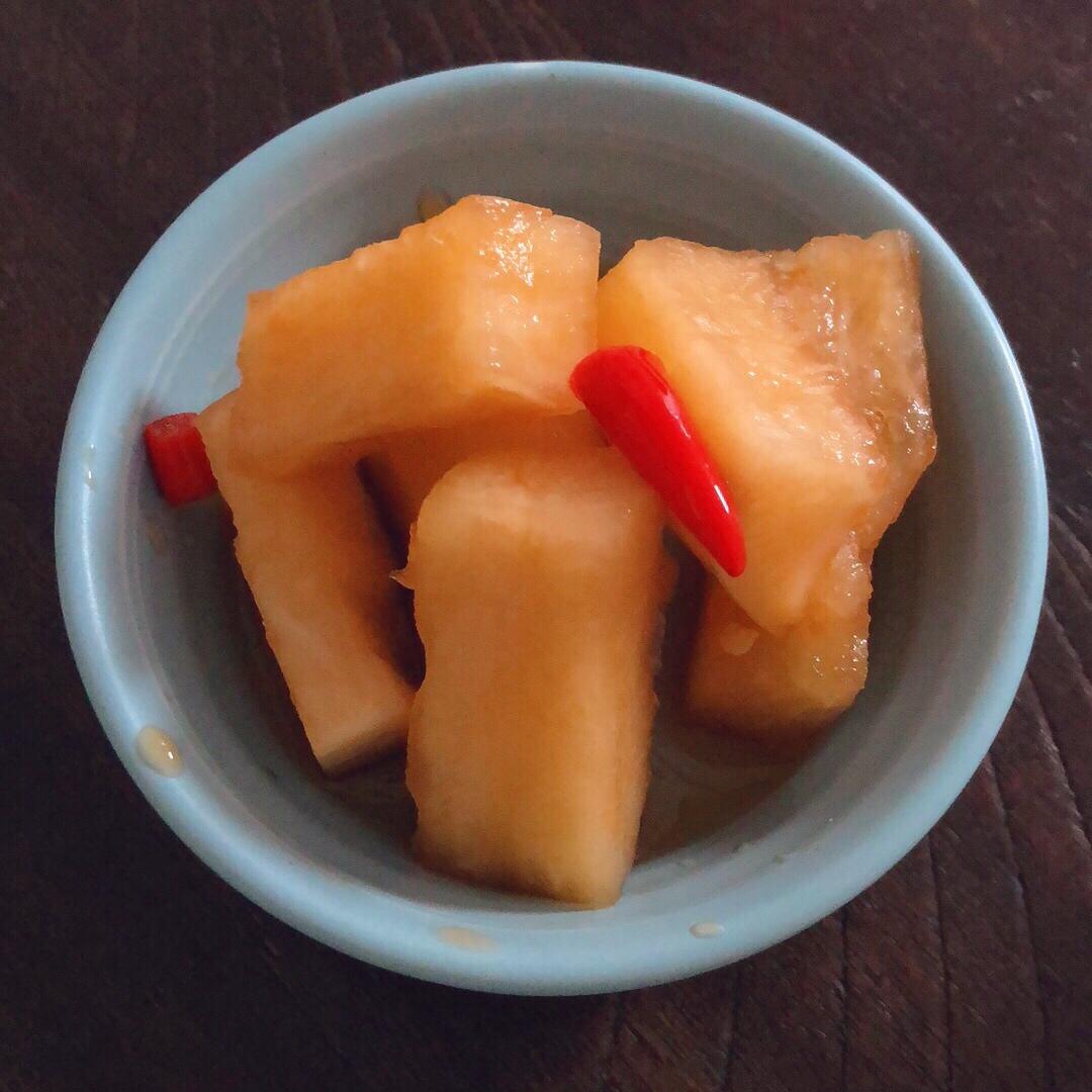 爽脆酱萝卜
