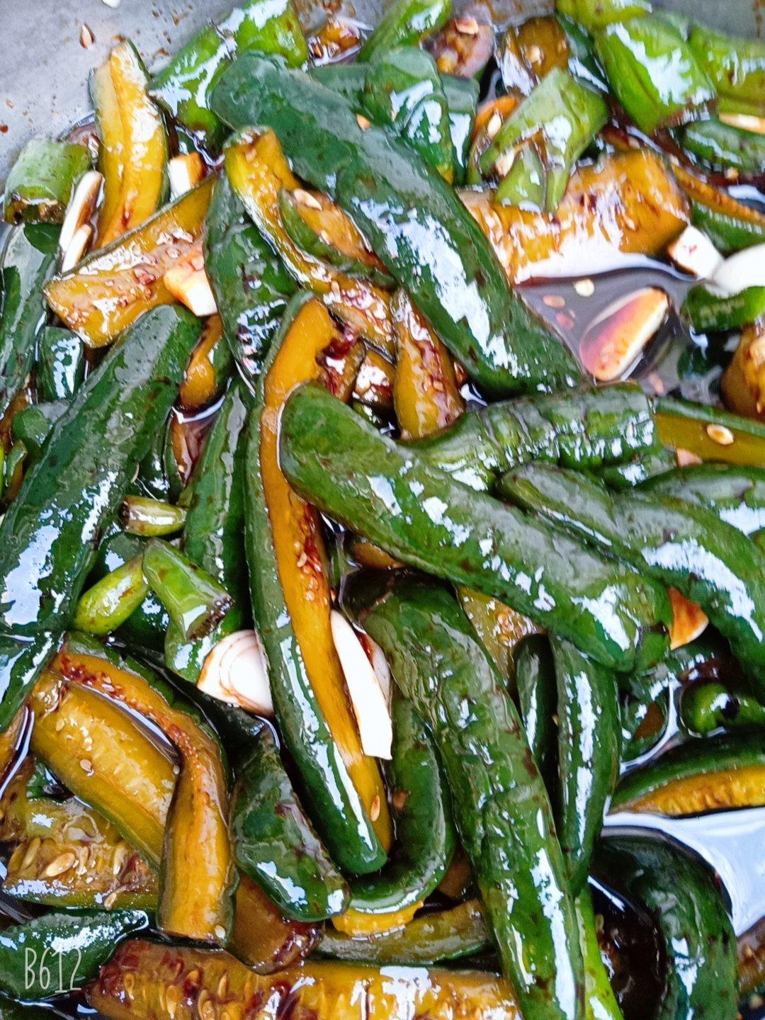 vyoyo做的腌黄瓜非常好吃的咸菜