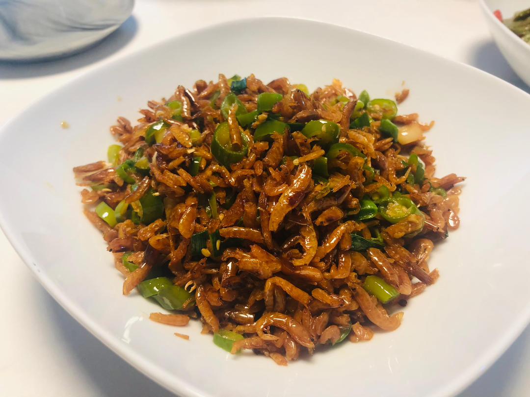 超级下饭的尖椒炒小虾米