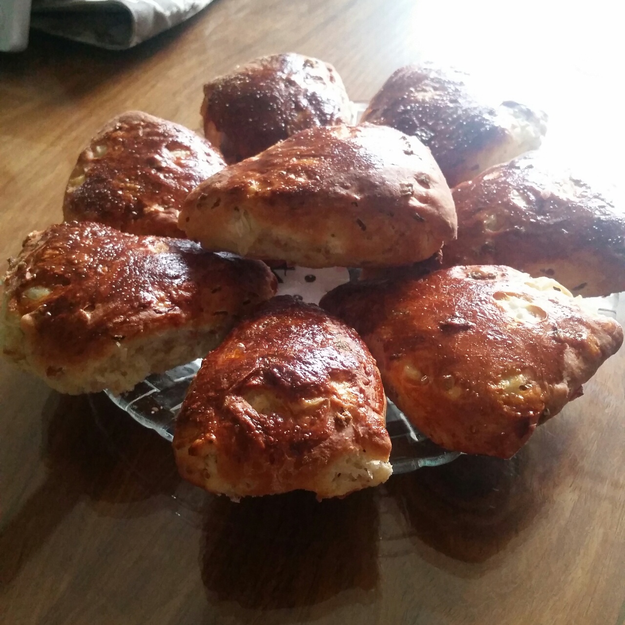 洋葱午餐肉司康