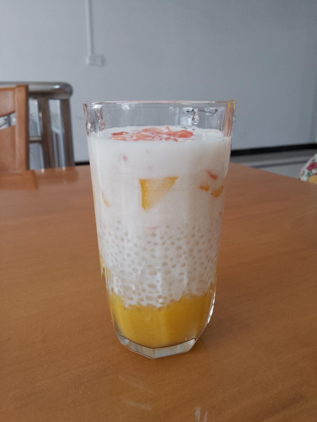 港式甜品——杨枝甘露(芒果西米露)附芒果花切法