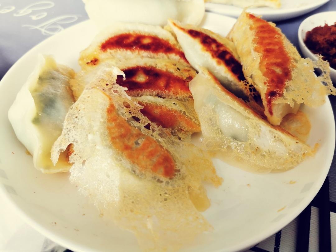 秘制锅贴—皮很重要