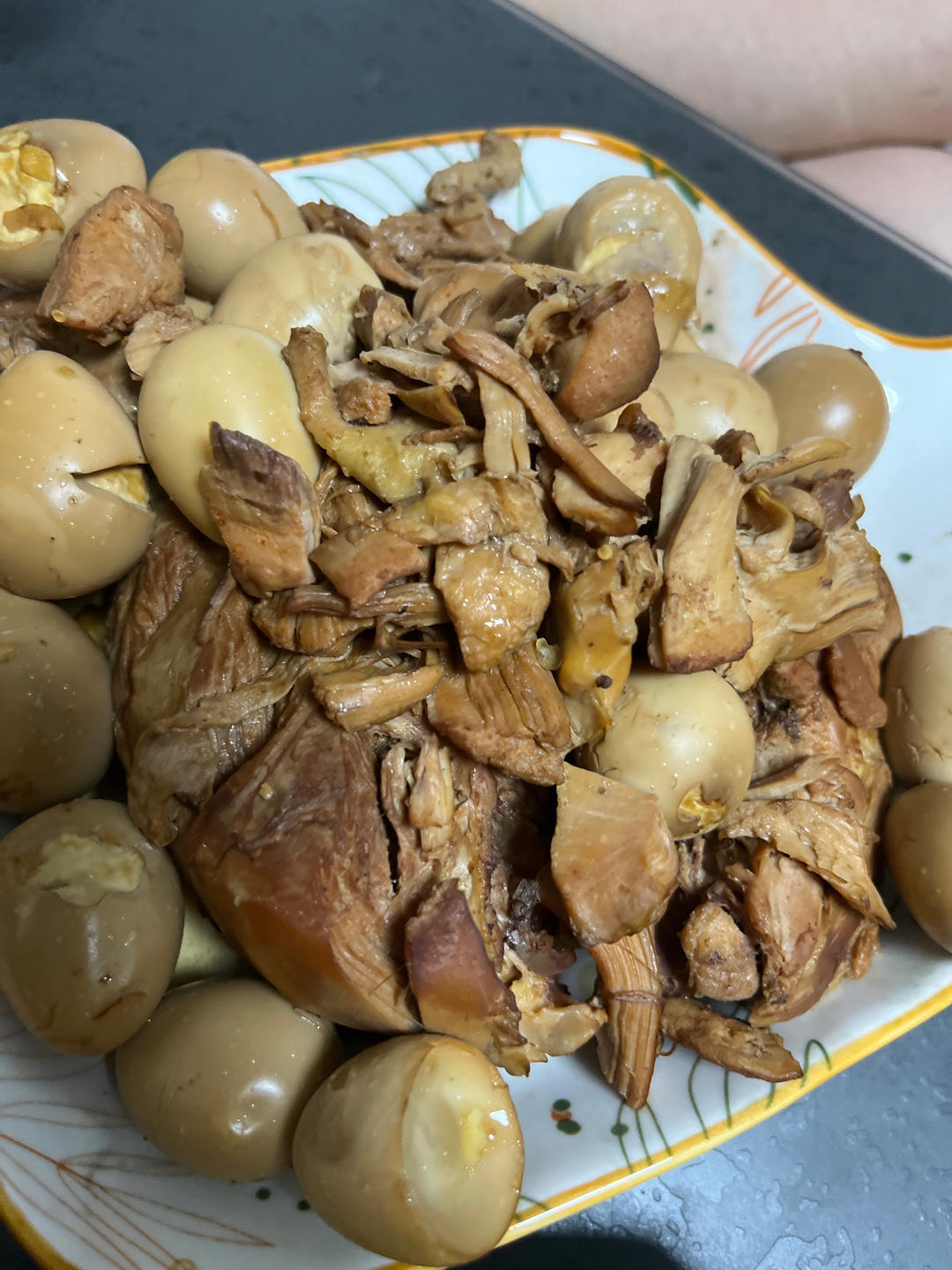 炖鸡腿