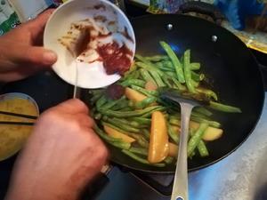排骨炖芸豆的做法 步骤6