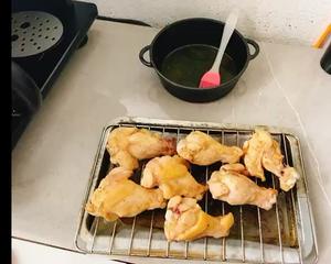 生酮牛油姜黄烤鸡翅根的做法 步骤3