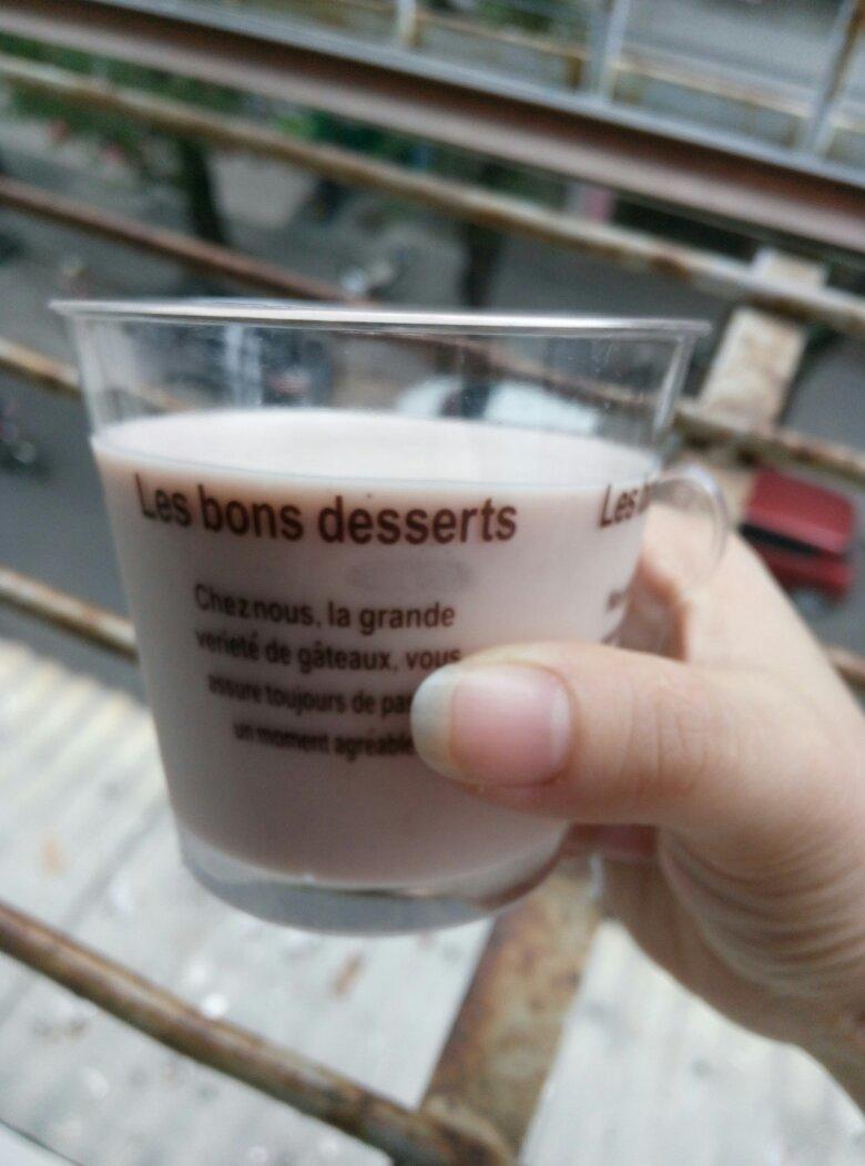 初夏的草莓慕斯杯