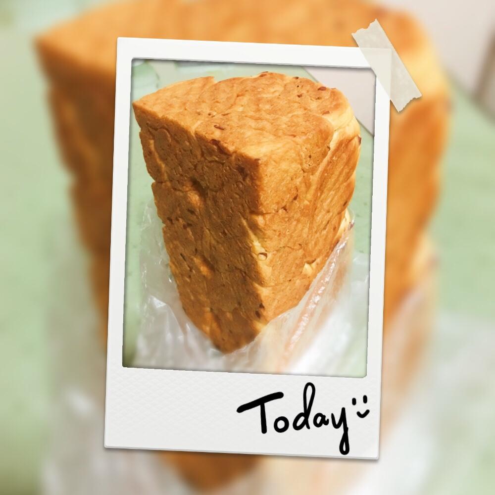 金砖面包－－一个很成功的手撕起酥面包配方