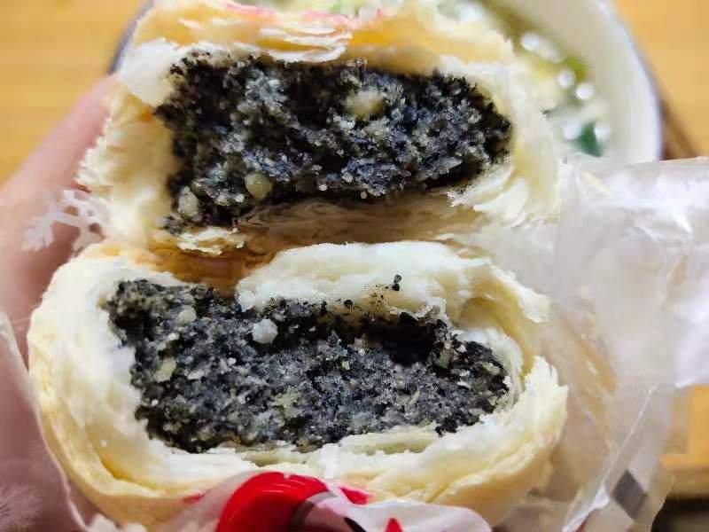 苏式椒盐芝麻月饼