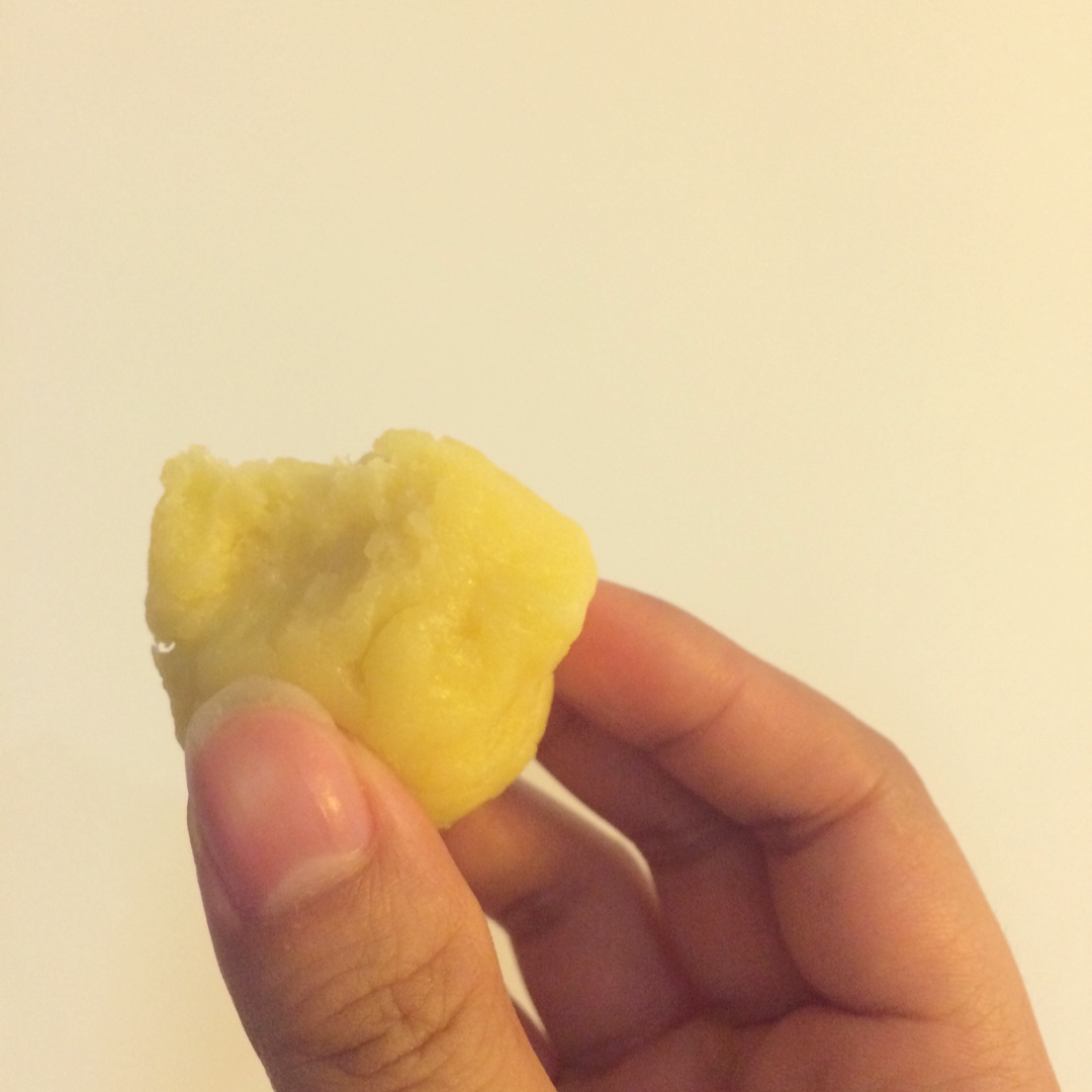 榴莲芝士冰皮月饼
