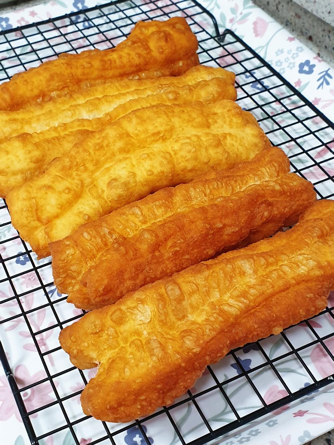 快手早餐～自制油条（酵母版，不含泡打粉、膨松剂）