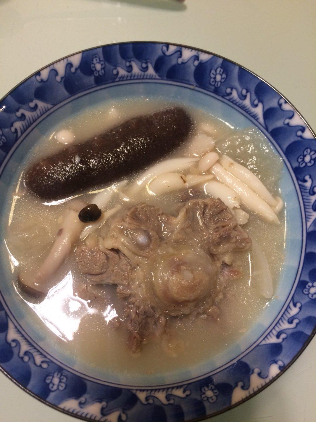 韩式清炖牛尾汤