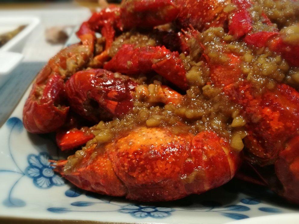 橘丽丝的蒜蓉小龙虾