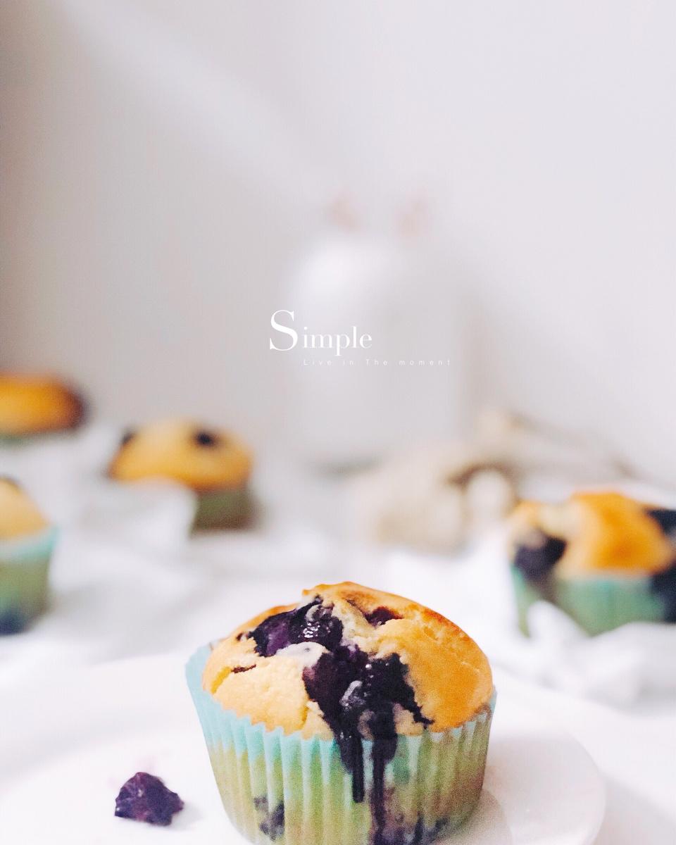 蓝莓玛芬蛋糕 Blueberry Muffin