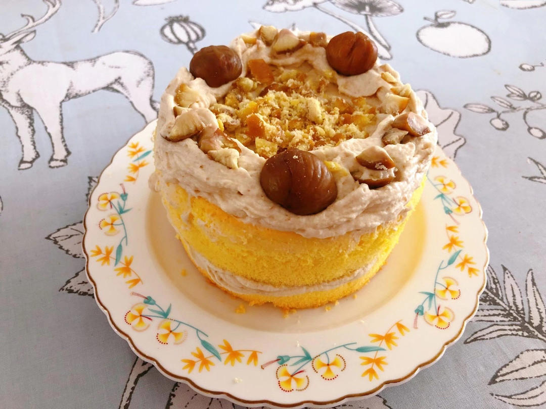 冬日一块儿栗子蛋糕