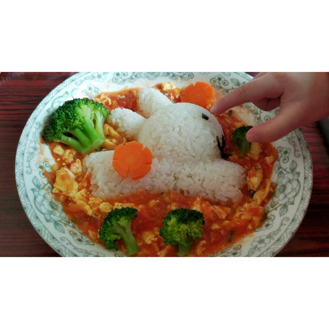波点耳朵小兔便当