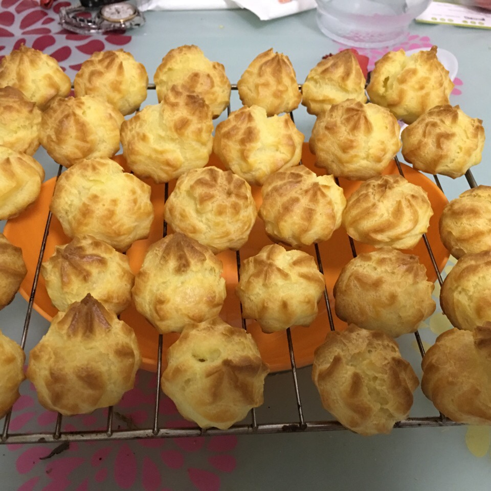 泡芙（卡仕达内馅）