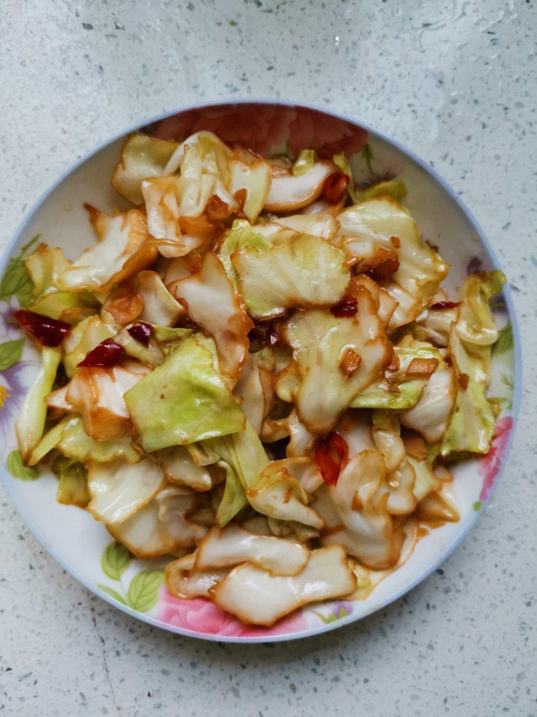 阿婆手撕包菜