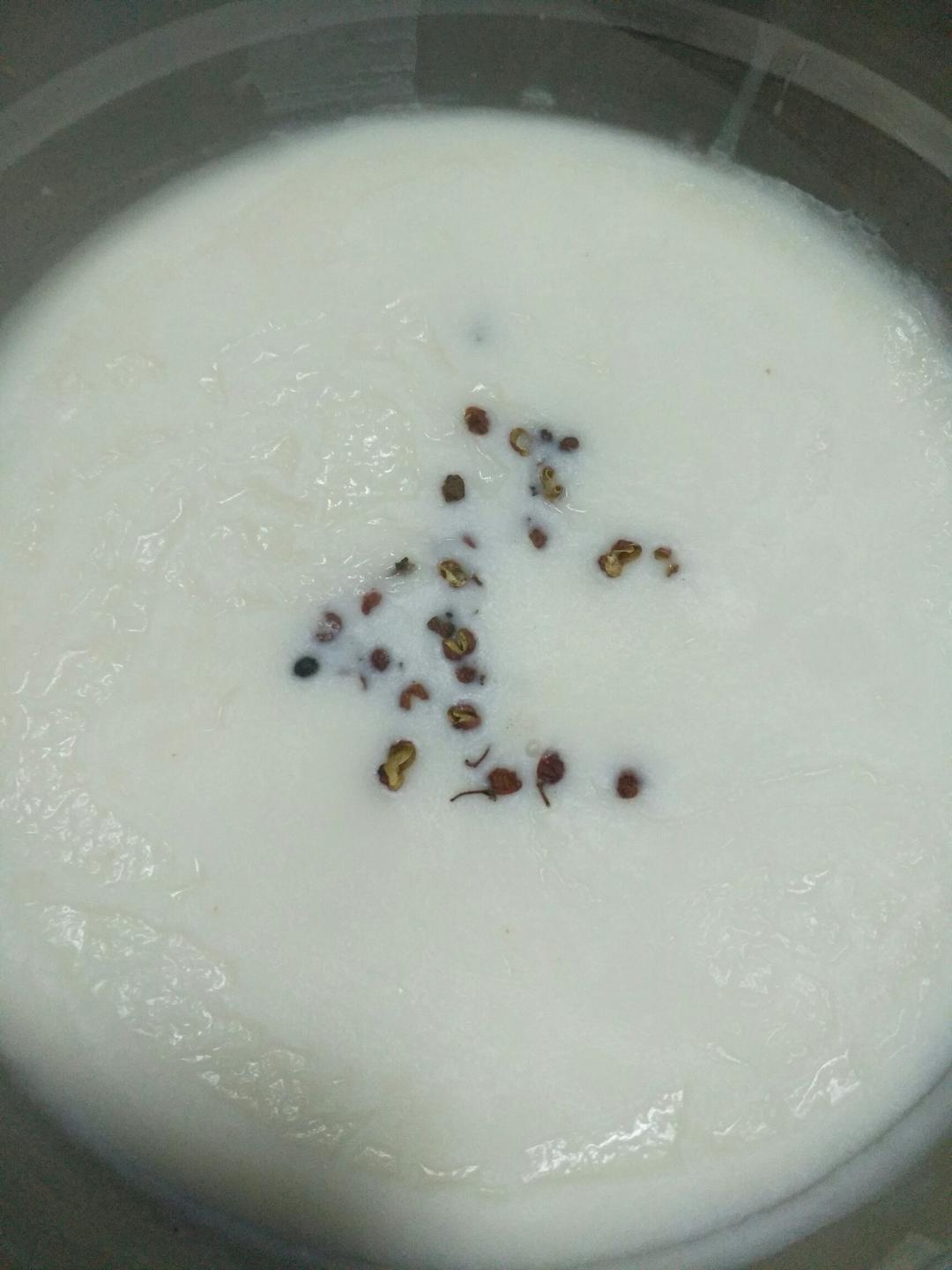 用空气炸锅炼猪油，可以说是非常完美的了！