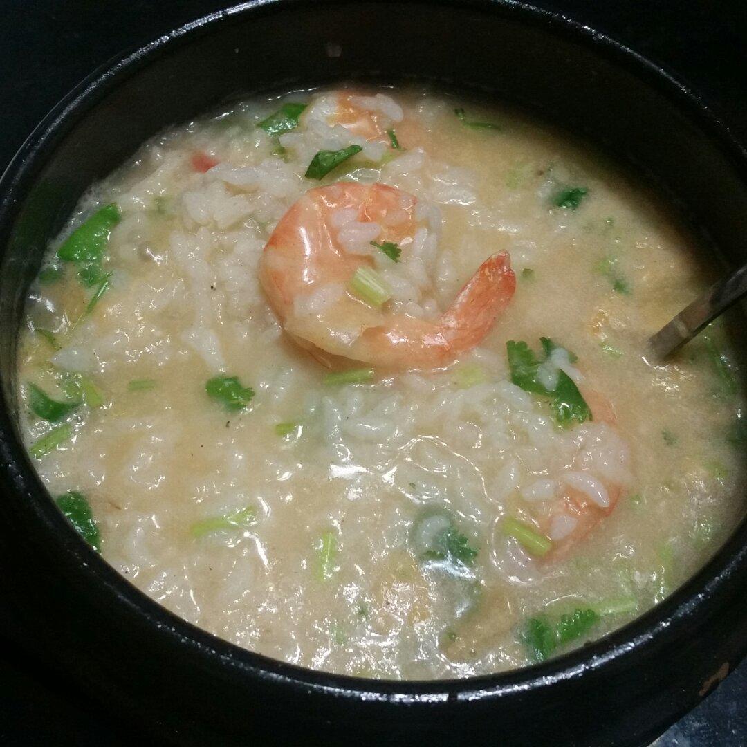 鲜虾砂锅粥