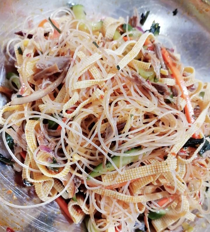 朝鲜族家庭的【凉拌豆皮】