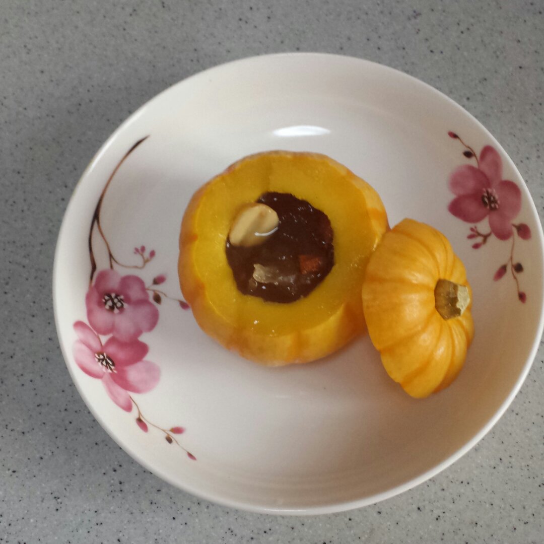 银耳枸杞南瓜盅