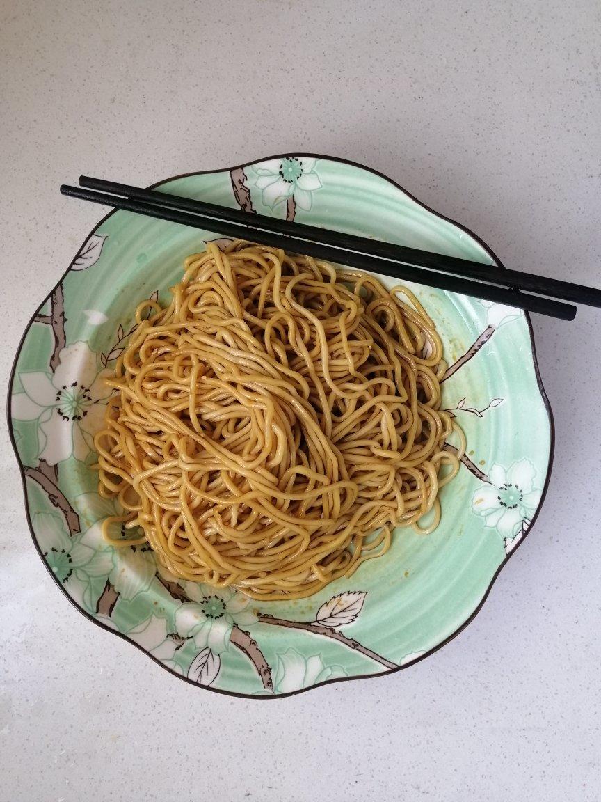 10分钟搞定的一碗葱油拌面