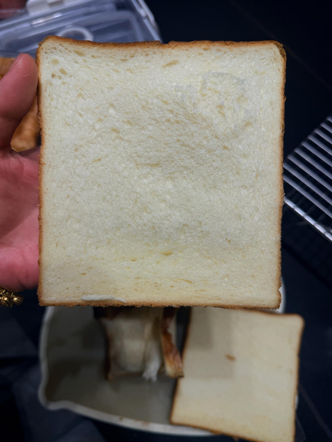 手撕奶香吐司