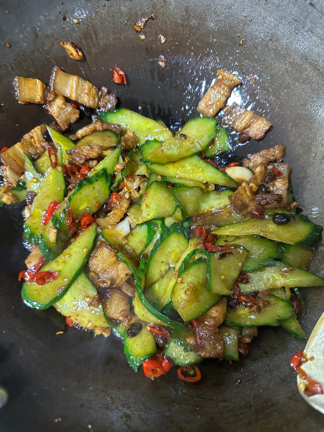 醬香五花肉炒青瓜，超香 超下飯！的做法 步驟5