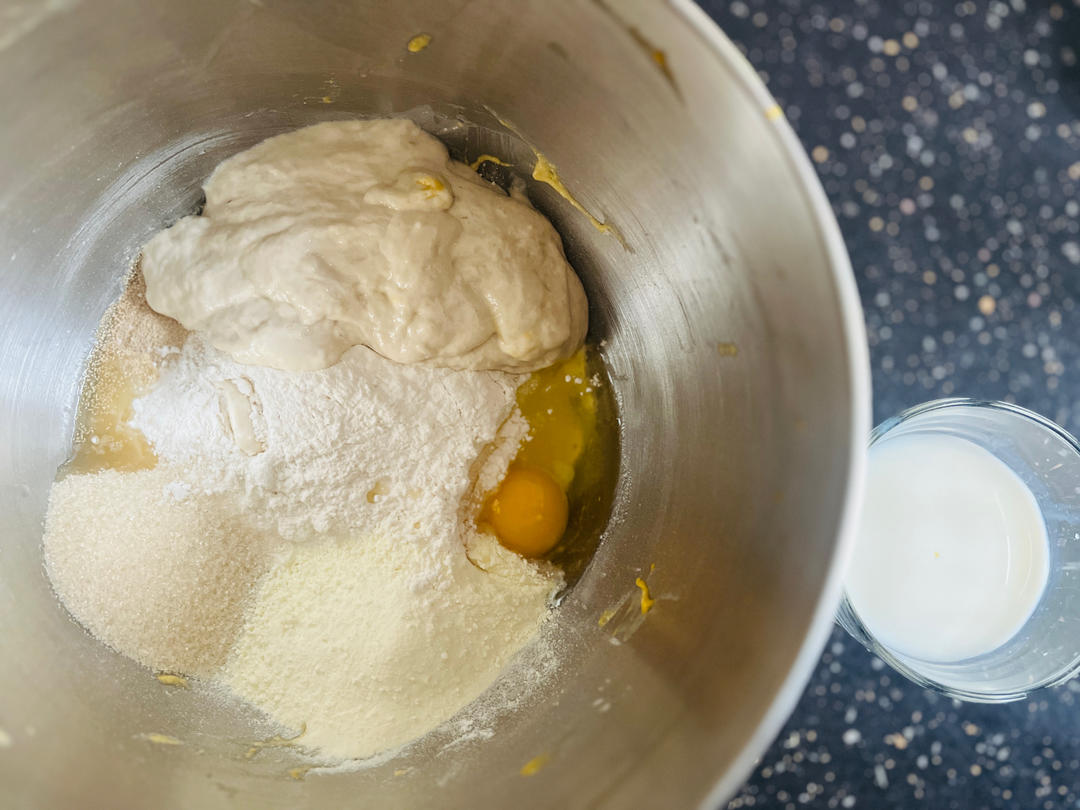 纯奶手撕吐司的做法 步骤1