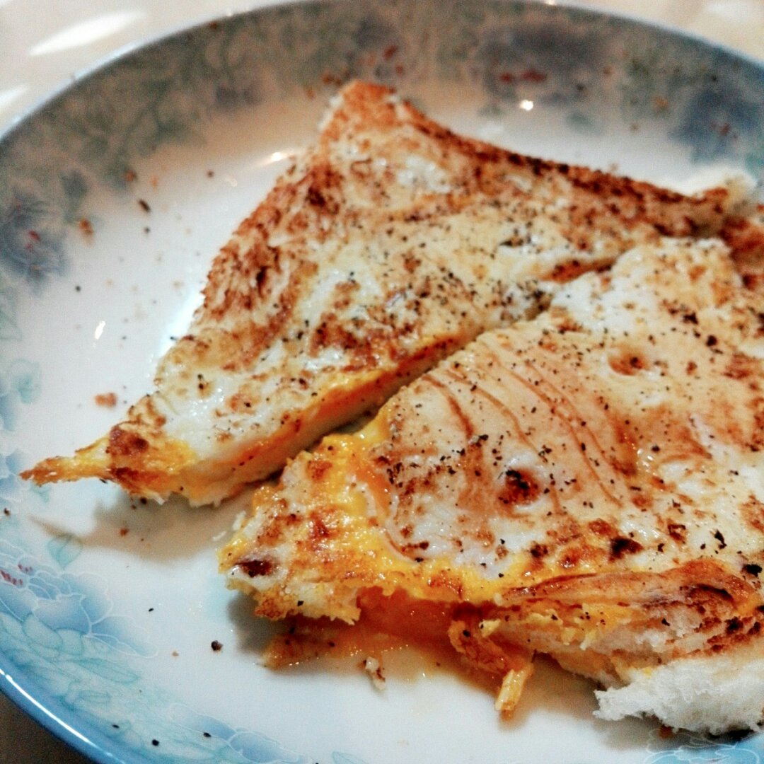 香煎鸡蛋吐司
