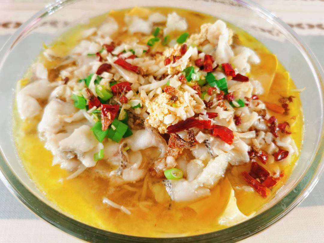 酸菜鲈鱼、水煮鱼（附如何片鱼肉及让鱼肉不腥的小妙招）