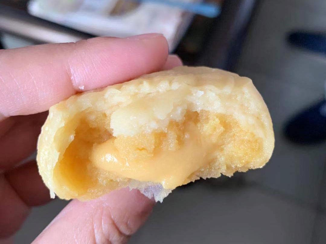 奶黄流心月饼（常温仍流心）