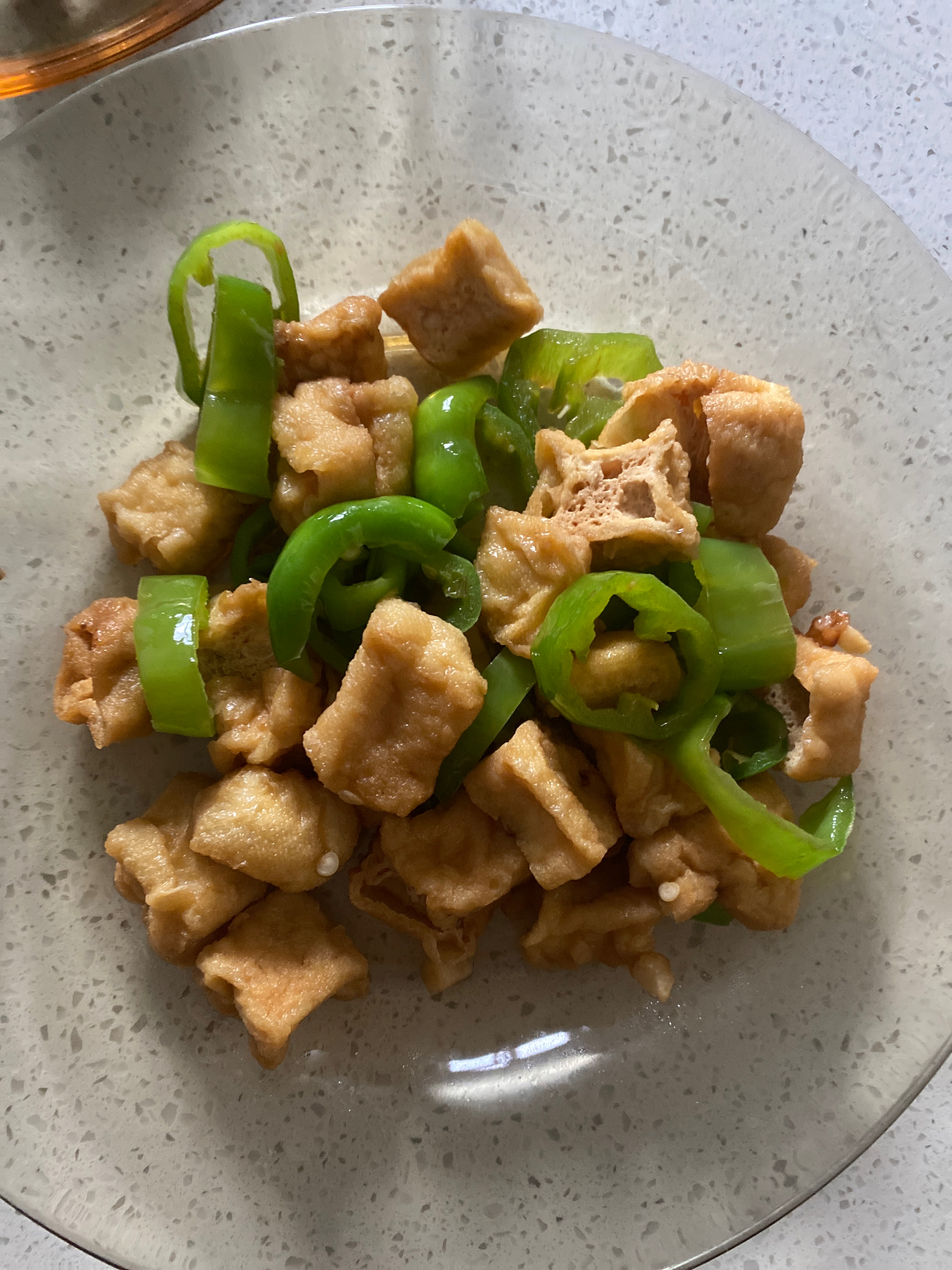 青椒油豆腐——这样做比肉还好吃的油豆腐