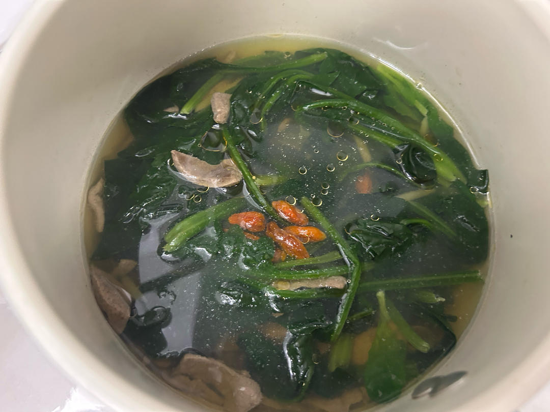 【菠菜猪肝汤】喝完精力充沛哈