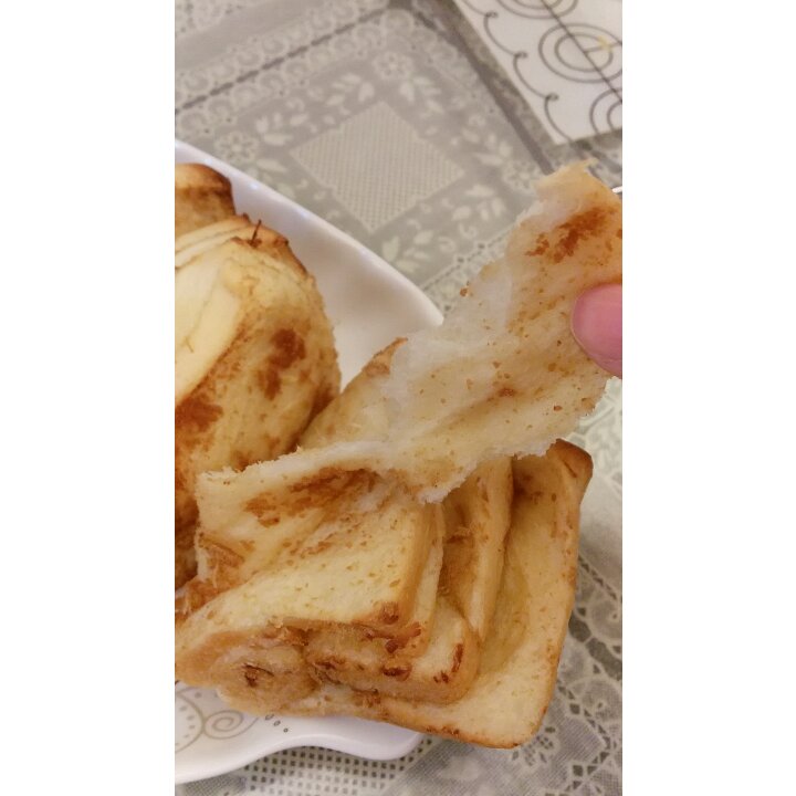 手撕千层肉松面包