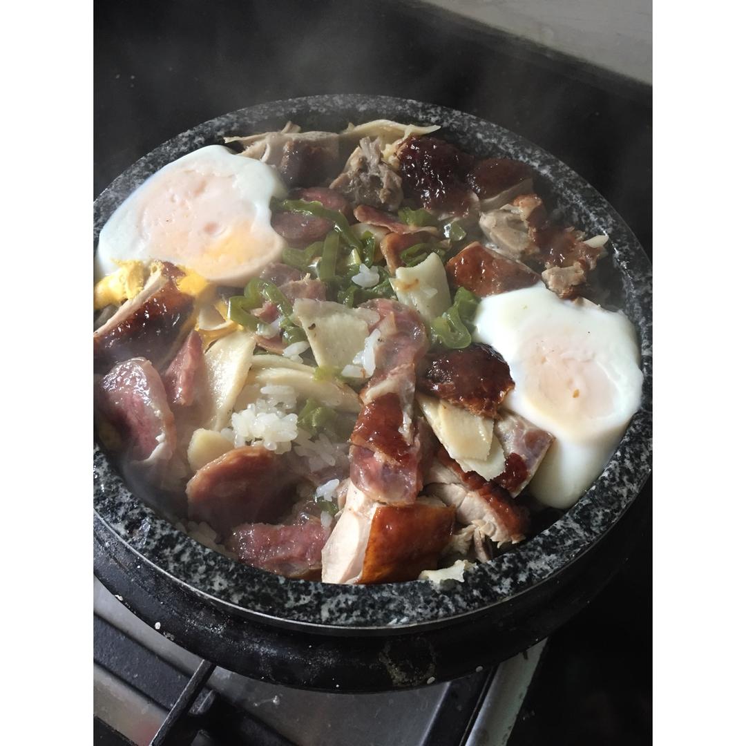 香肠煲仔饭