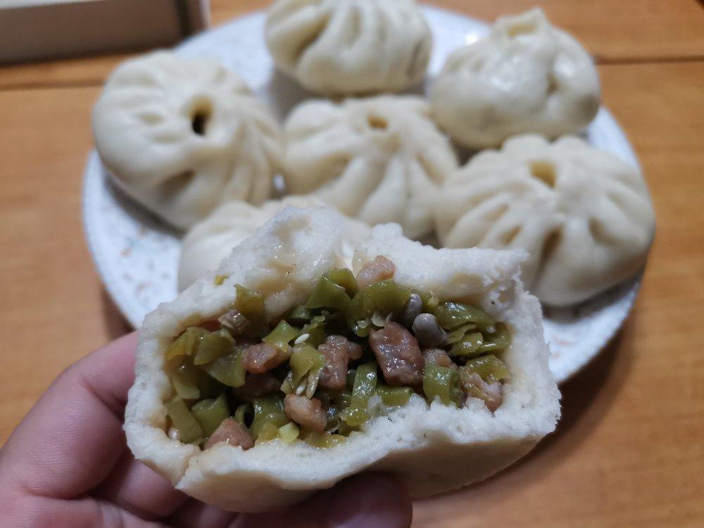 酱肉包子